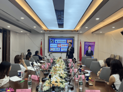 人工智能培训行业正派历主要转 